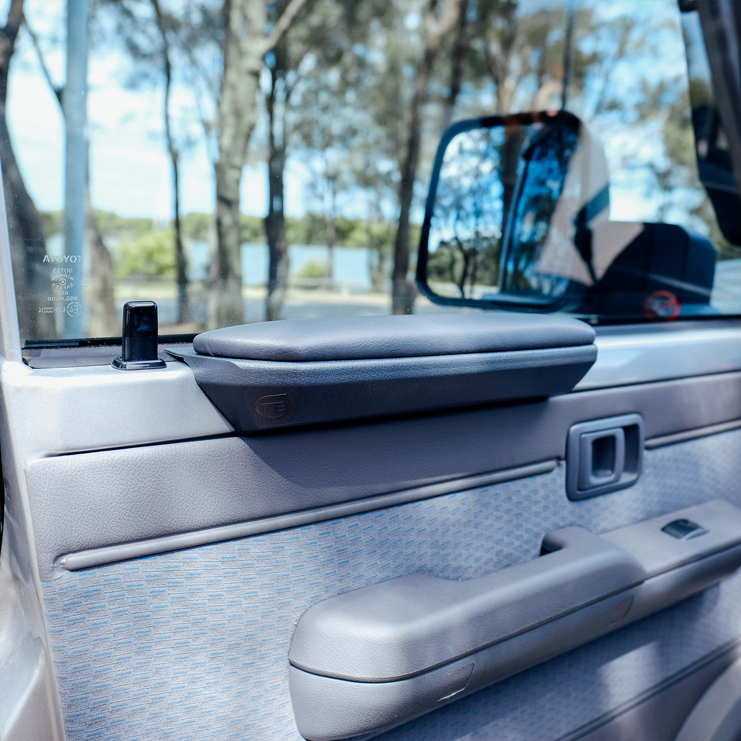 Armrest to suit 70 series LandCruiser. 79 Series LandCruiser Armrests by Touring Essentials