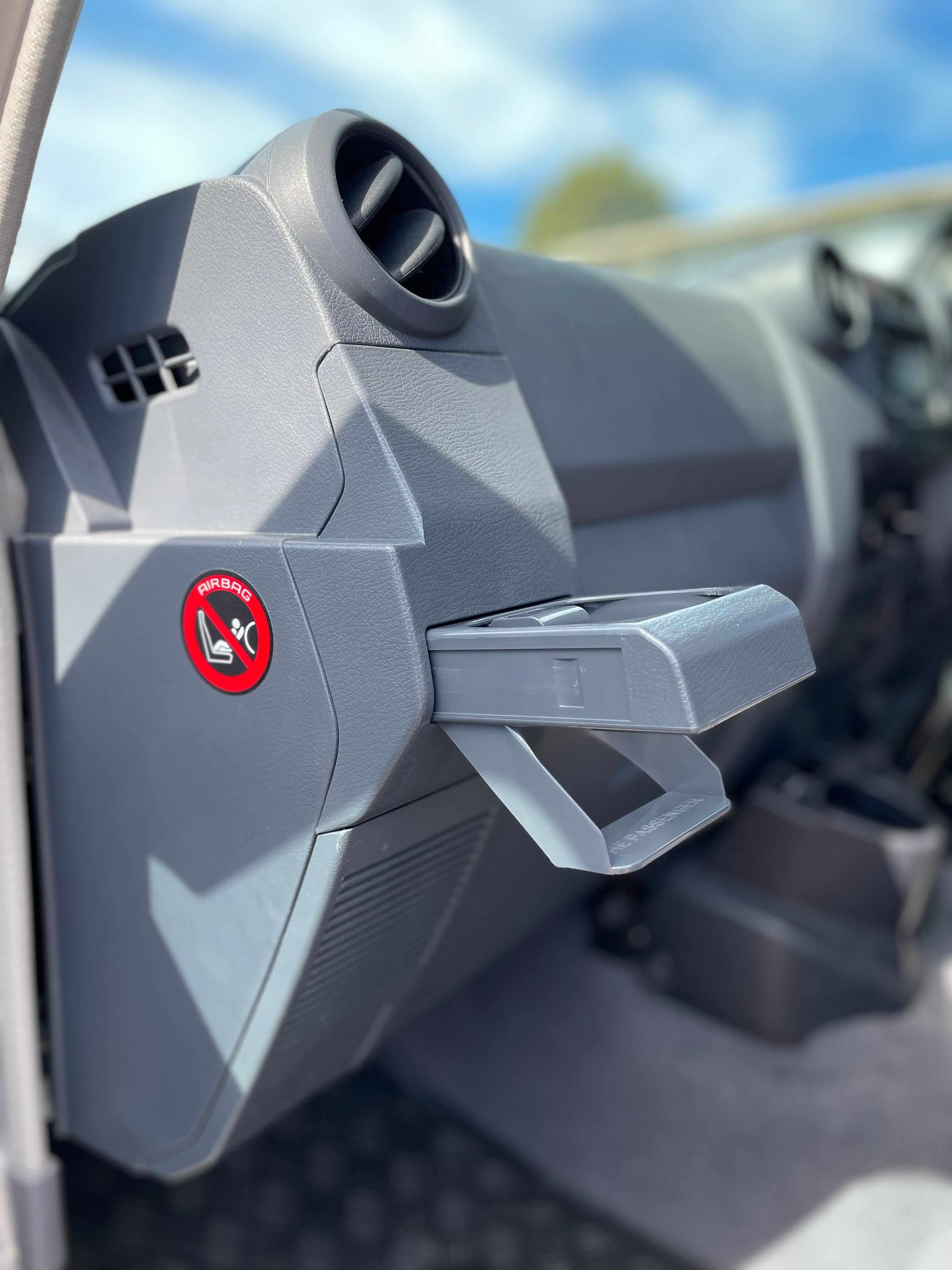 70 series cup holder out